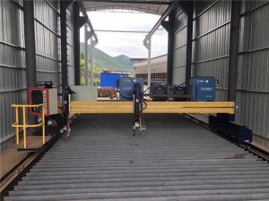 صغر حجم الجدول نوع آلات قطع البلازما واللهب الدقة CNC